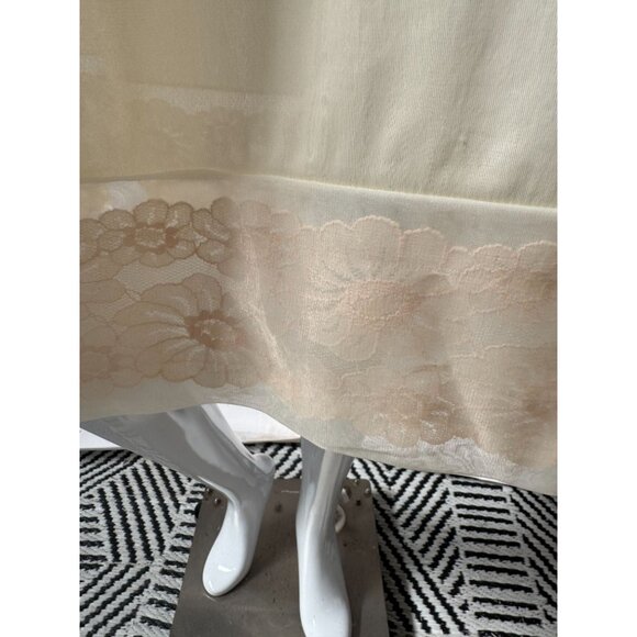 Vintage Vanity Fair 1960s Nylon Antron Slip Dress With Lace Trim Size 42 L - Picture 3 of 16